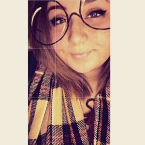 Meet your Posher, Anna